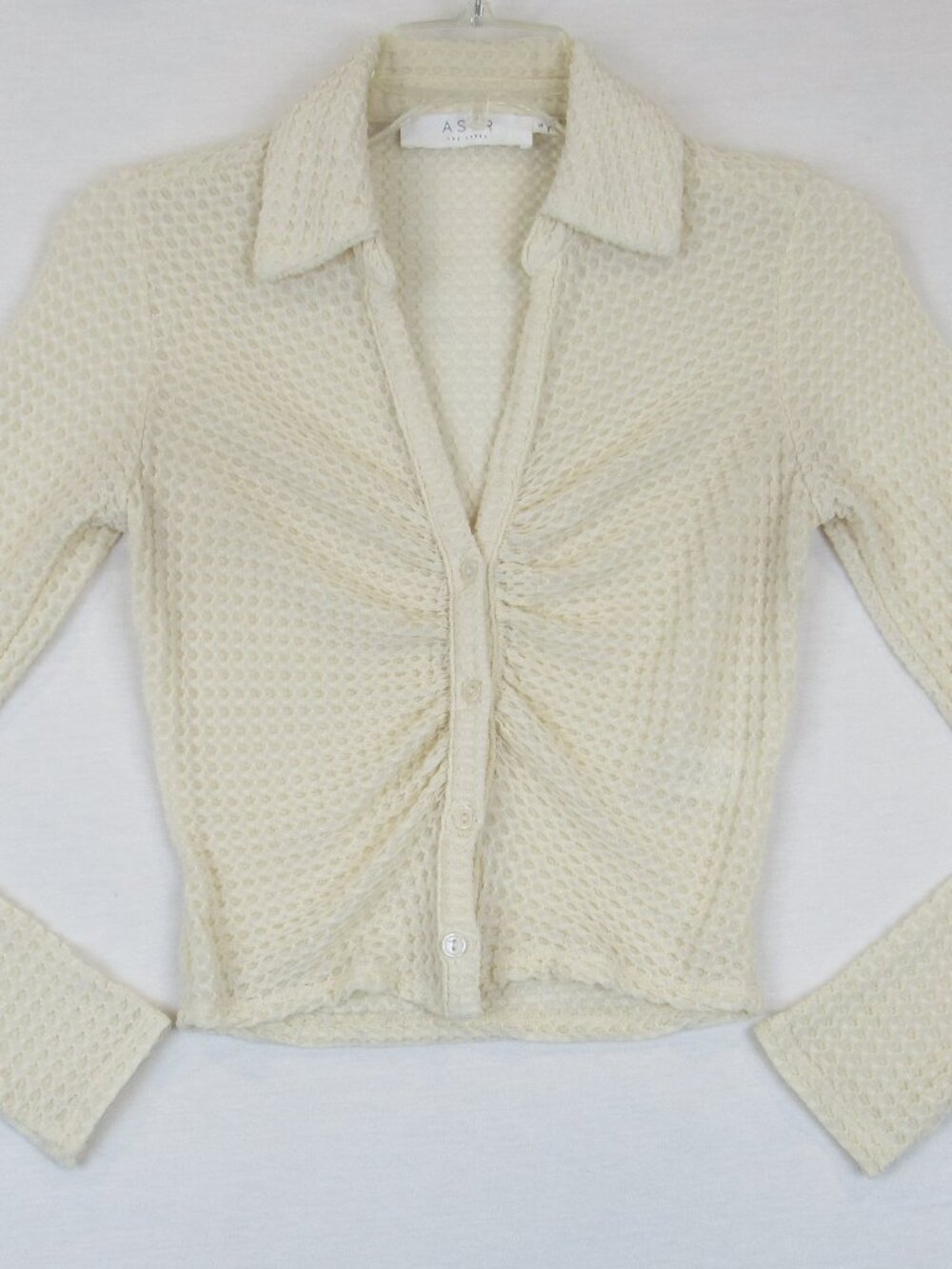 ASTR the Label Women's Size S Ruched Ivory Long Sleeve Shirt Button Up